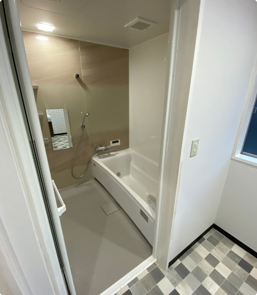 和洋室が融合された家のお風呂