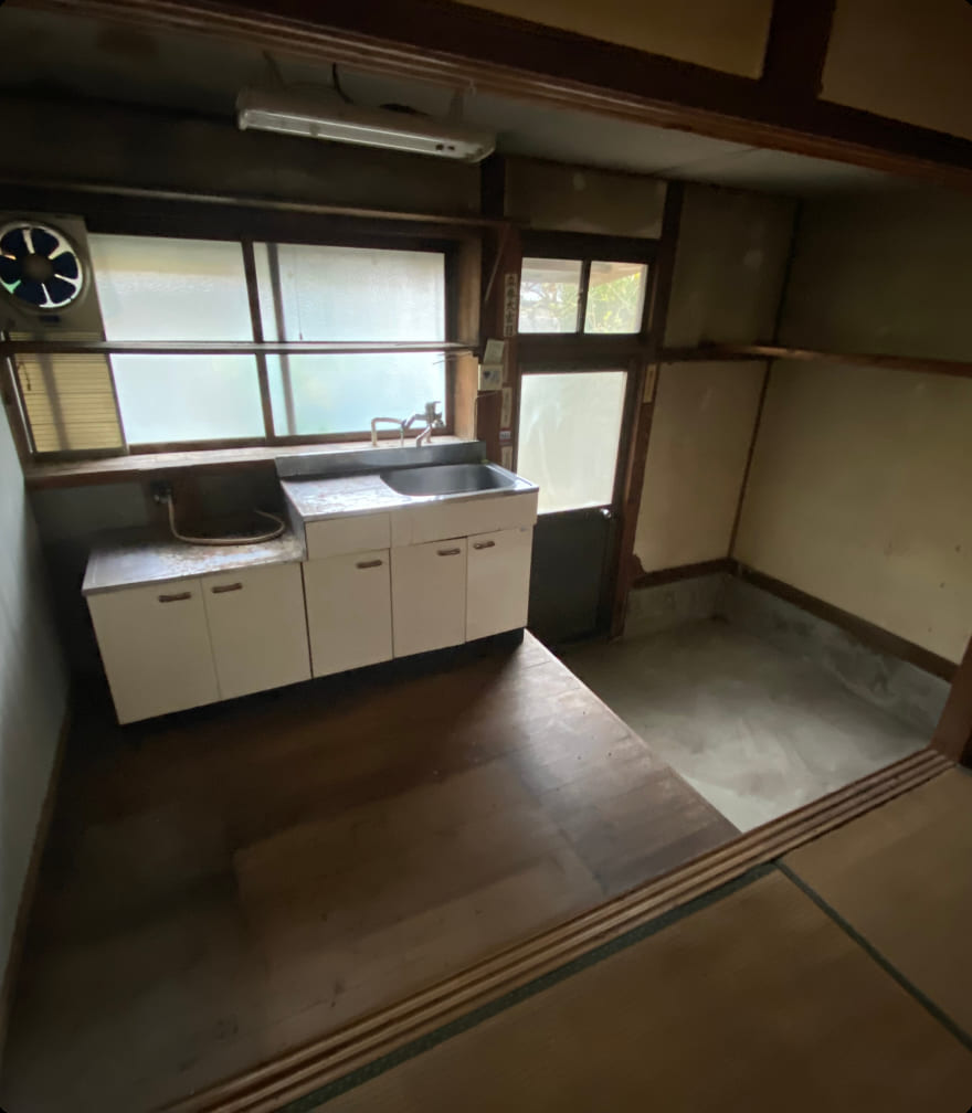 畳部屋のキッチン